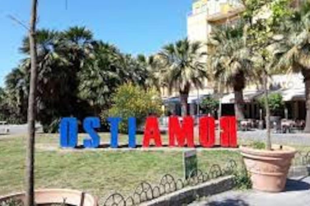 Sea Of Rome - Holiday Home Lido di Ostia Bagian luar foto