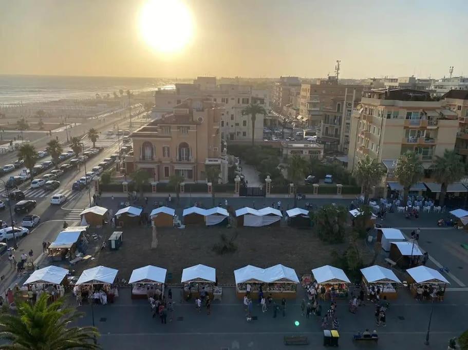Sea Of Rome - Holiday Home Lido di Ostia Bagian luar foto