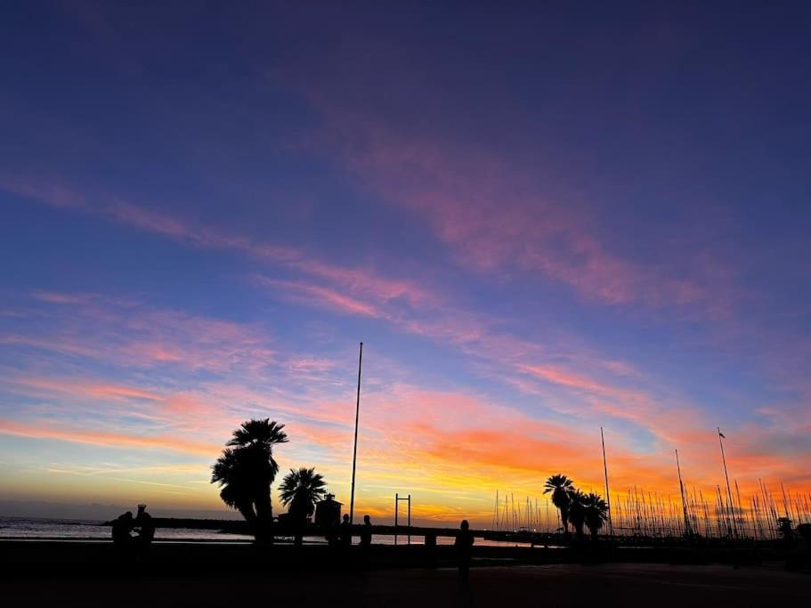 Sea Of Rome - Holiday Home Lido di Ostia Bagian luar foto